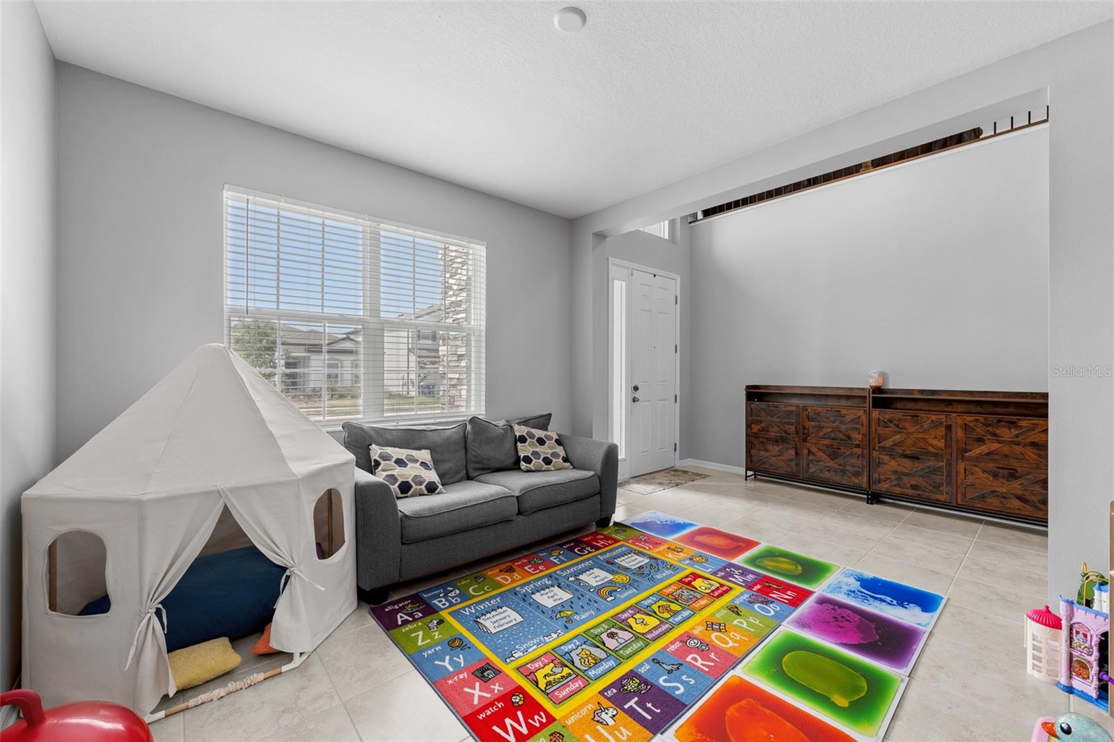 Image 5 of 55 For 31823 Sapna Chime Drive