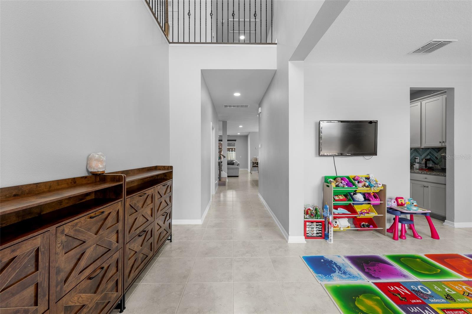 Image 6 of 55 For 31823 Sapna Chime Drive