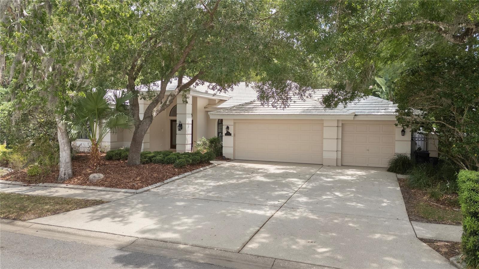 Details for 50 Kelleys Trail, OLDSMAR, FL 34677