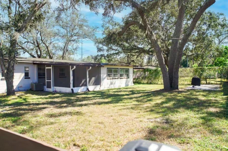 Image 6 of 23 For 10420 22nd Street