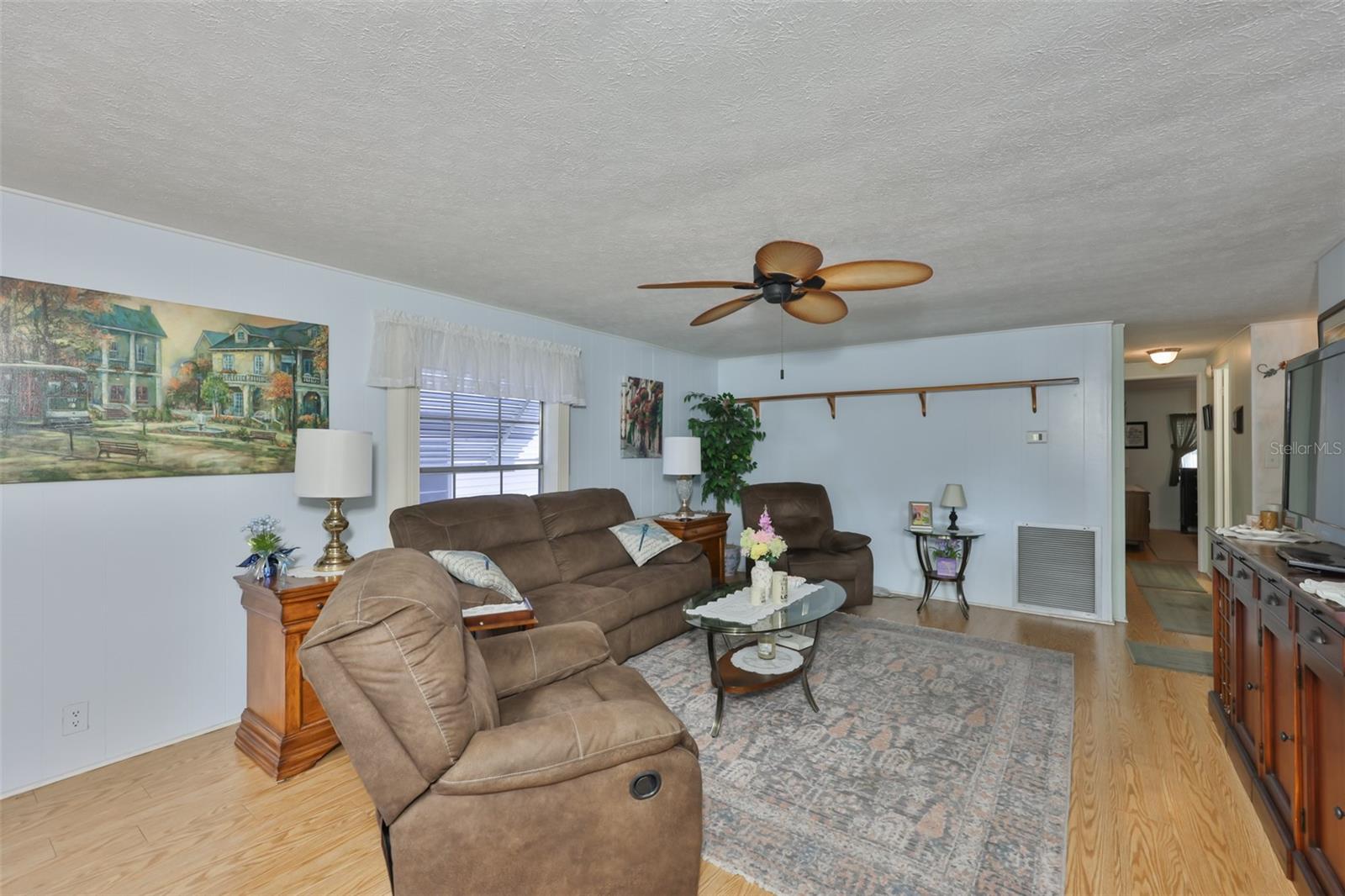 Image 10 of 43 For 1610 Reynolds Road 316