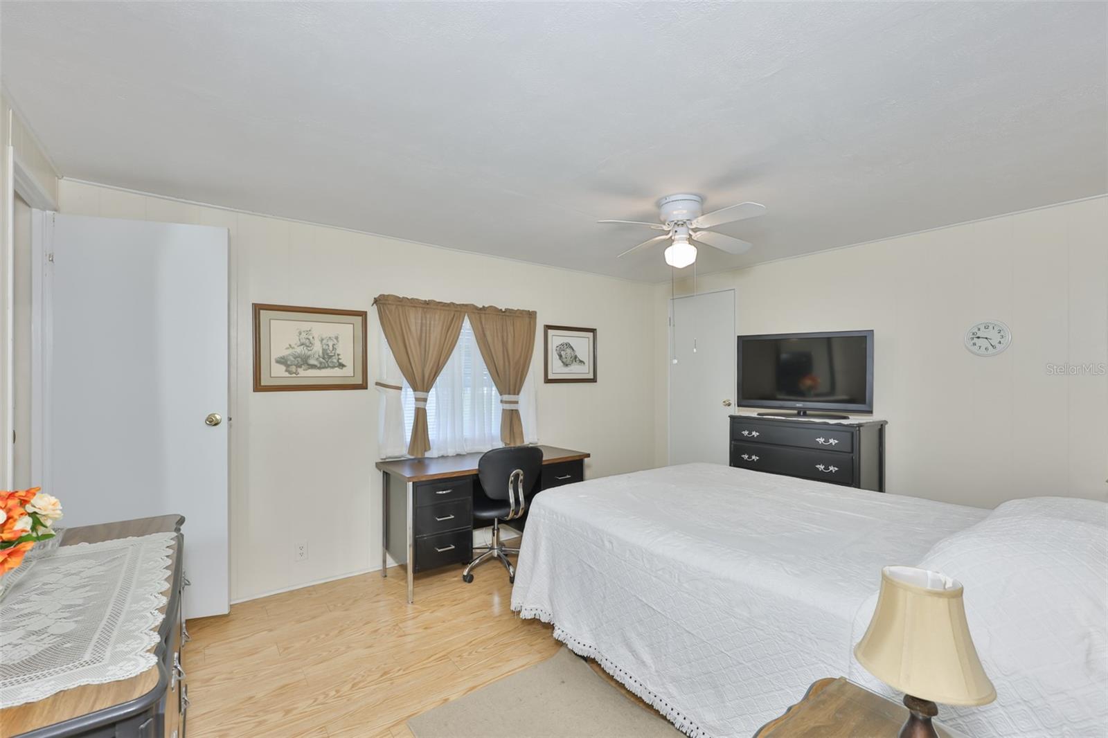 Image 17 of 43 For 1610 Reynolds Road 316