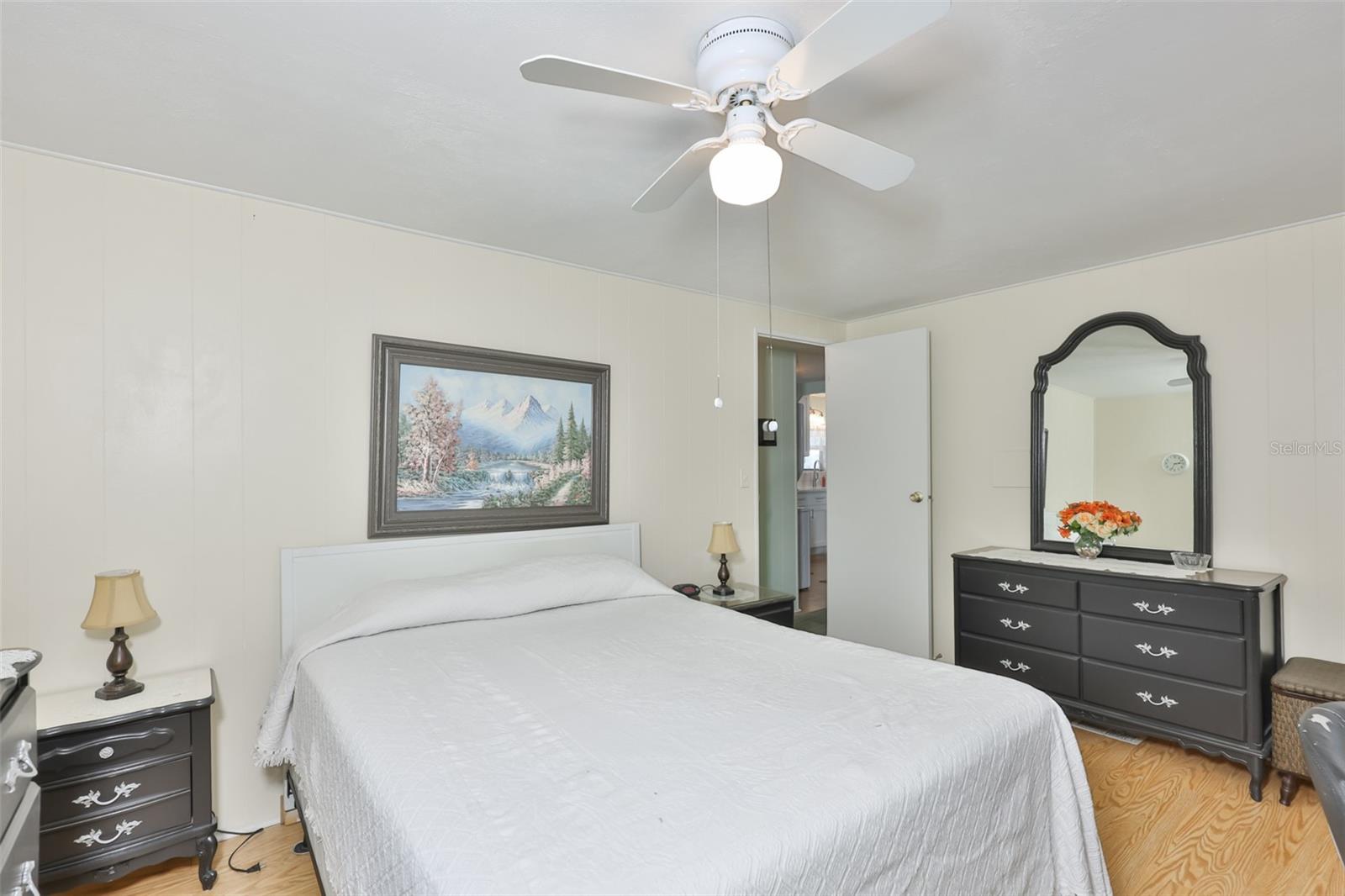 Image 20 of 43 For 1610 Reynolds Road 316