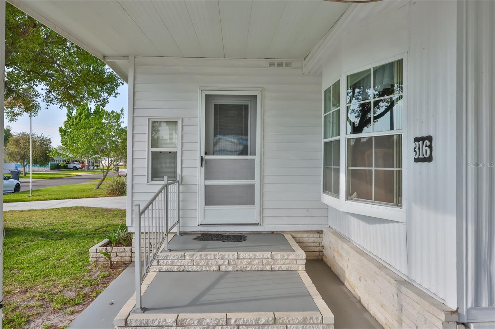 Image 4 of 43 For 1610 Reynolds Road 316