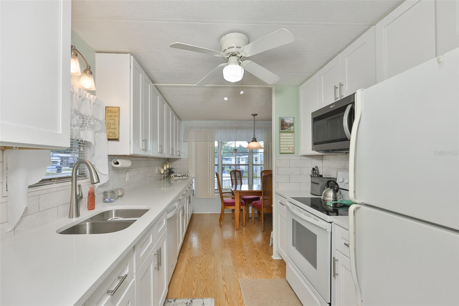 Image 6 of 43 For 1610 Reynolds Road 316