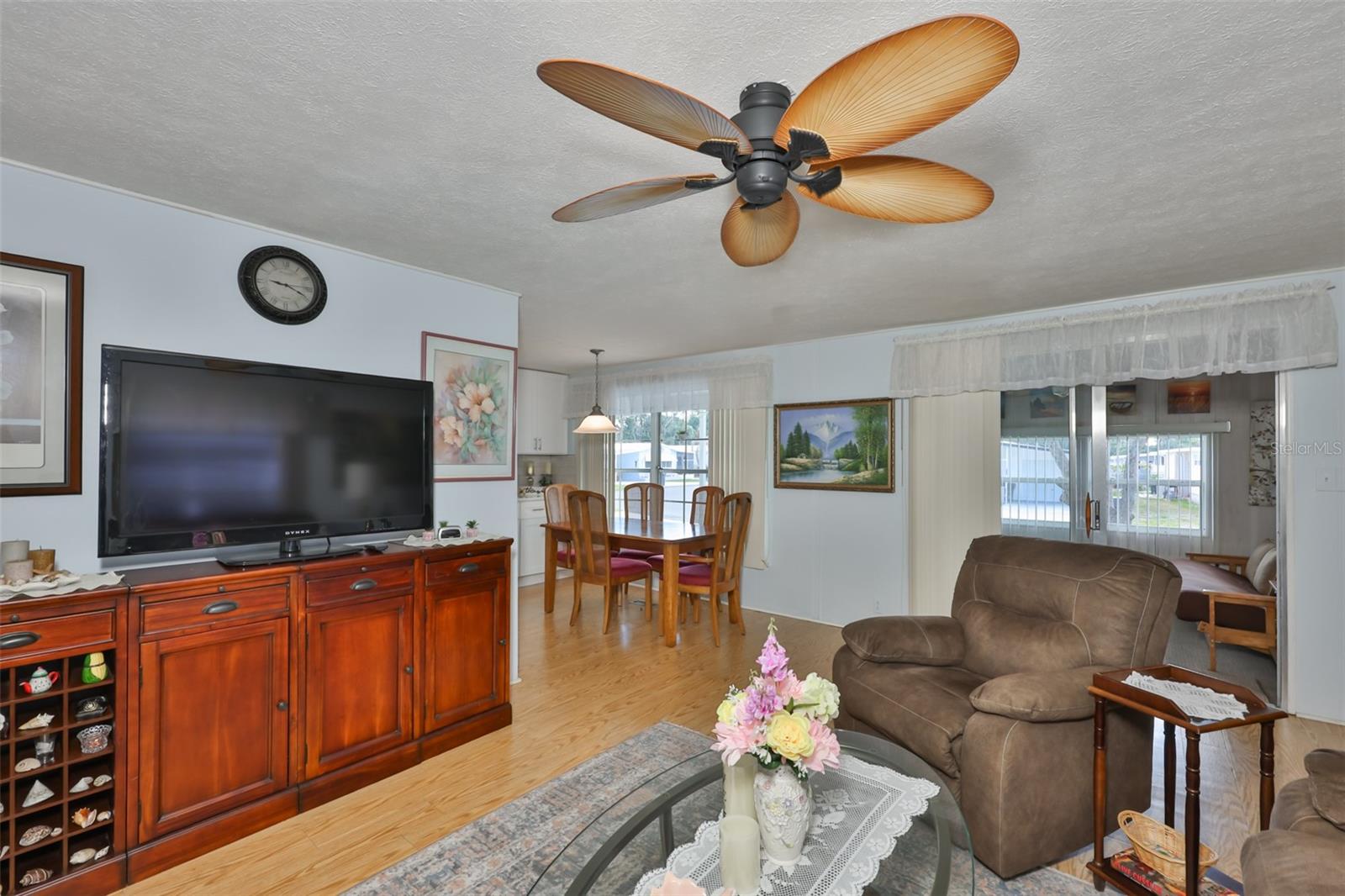 Image 9 of 43 For 1610 Reynolds Road 316