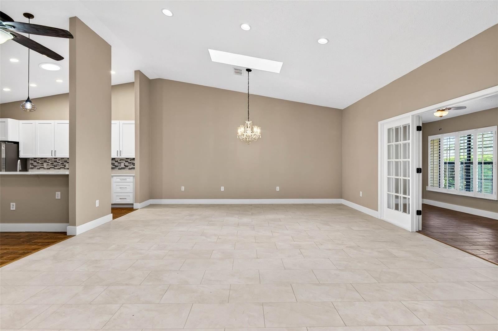 Image 13 of 48 For 6535 Brentwood Drive