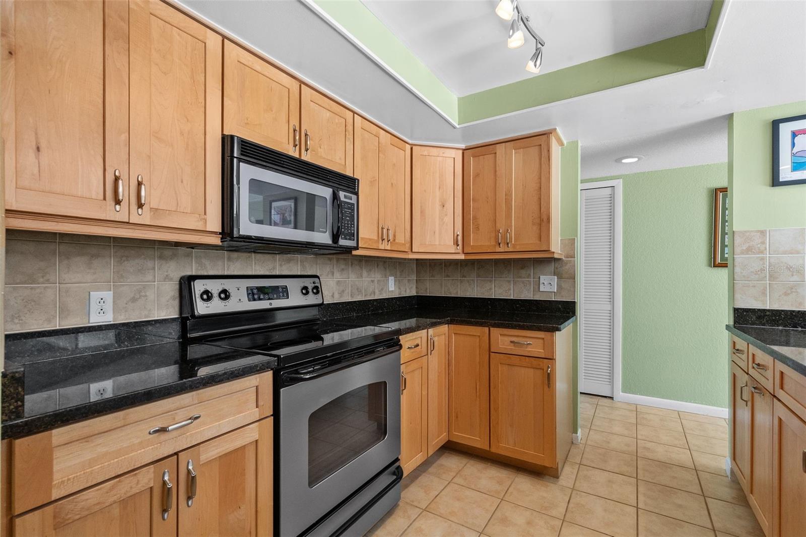 Image 13 of 67 For 7775 132nd Way
