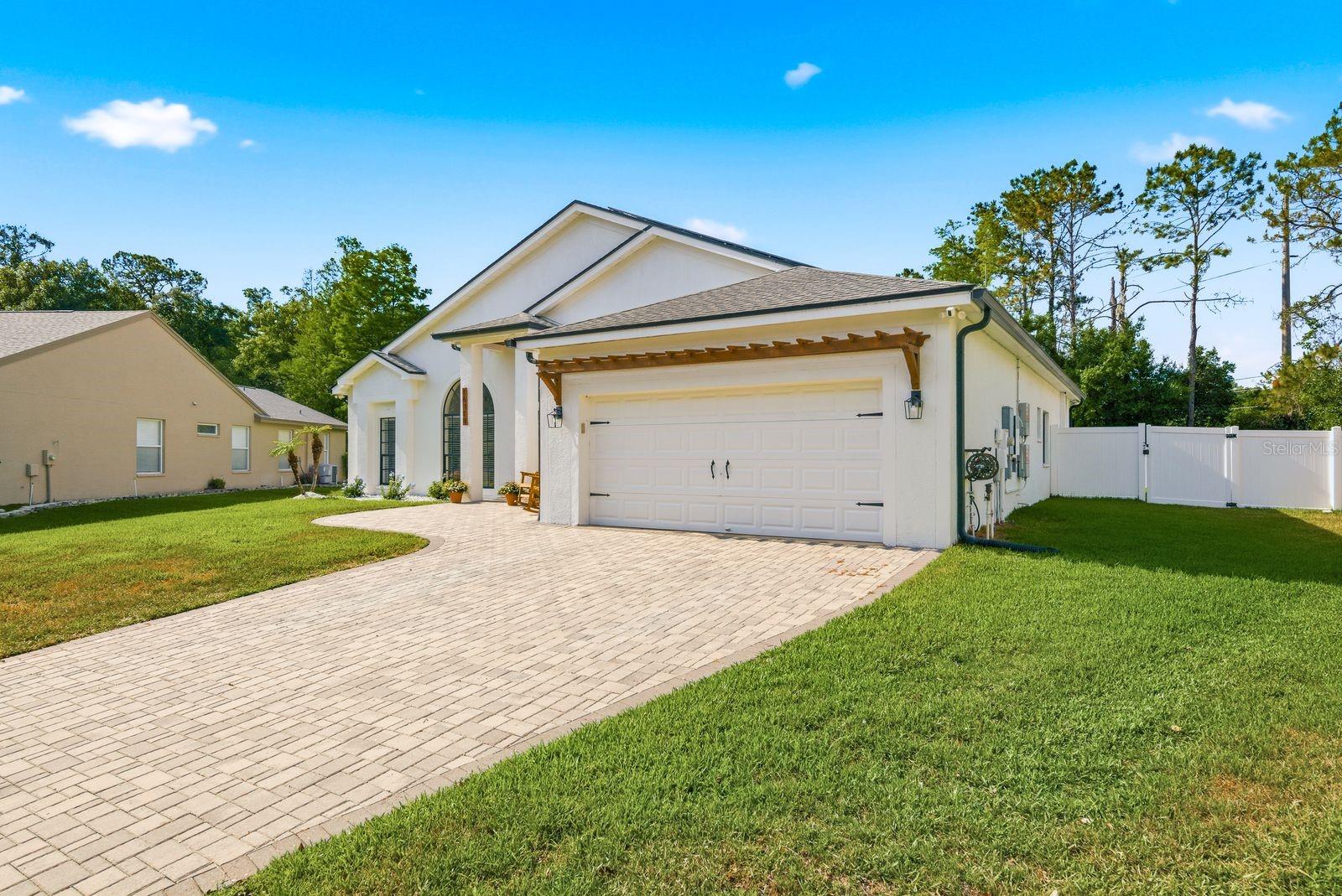Image 4 of 57 For 16318 Armstrong Place
