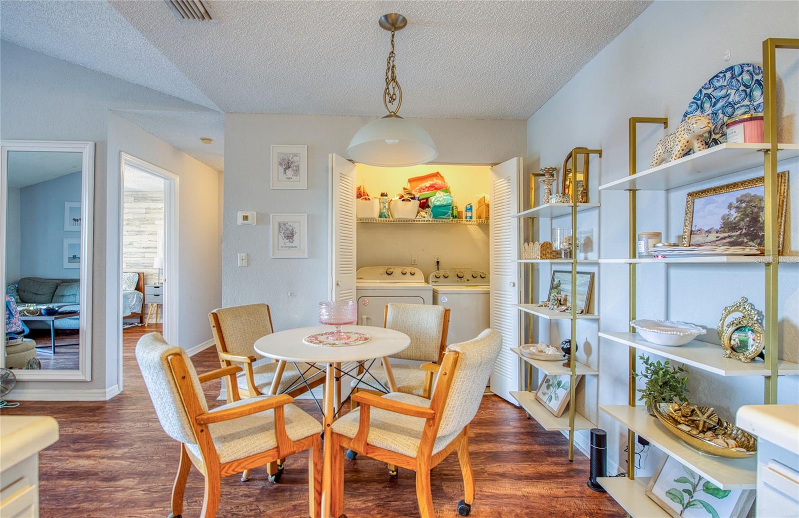 Image 13 of 34 For 10263 Gandy Boulevard N 2110