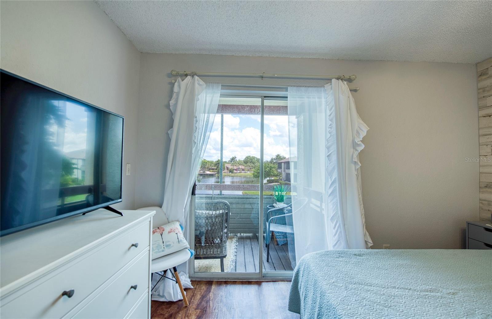 Image 15 of 34 For 10263 Gandy Boulevard N 2110