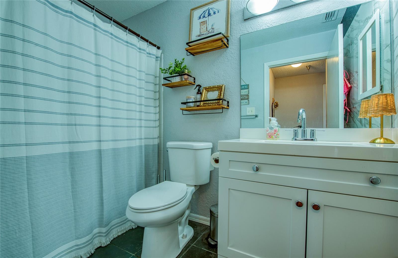 Image 9 of 34 For 10263 Gandy Boulevard N 2110