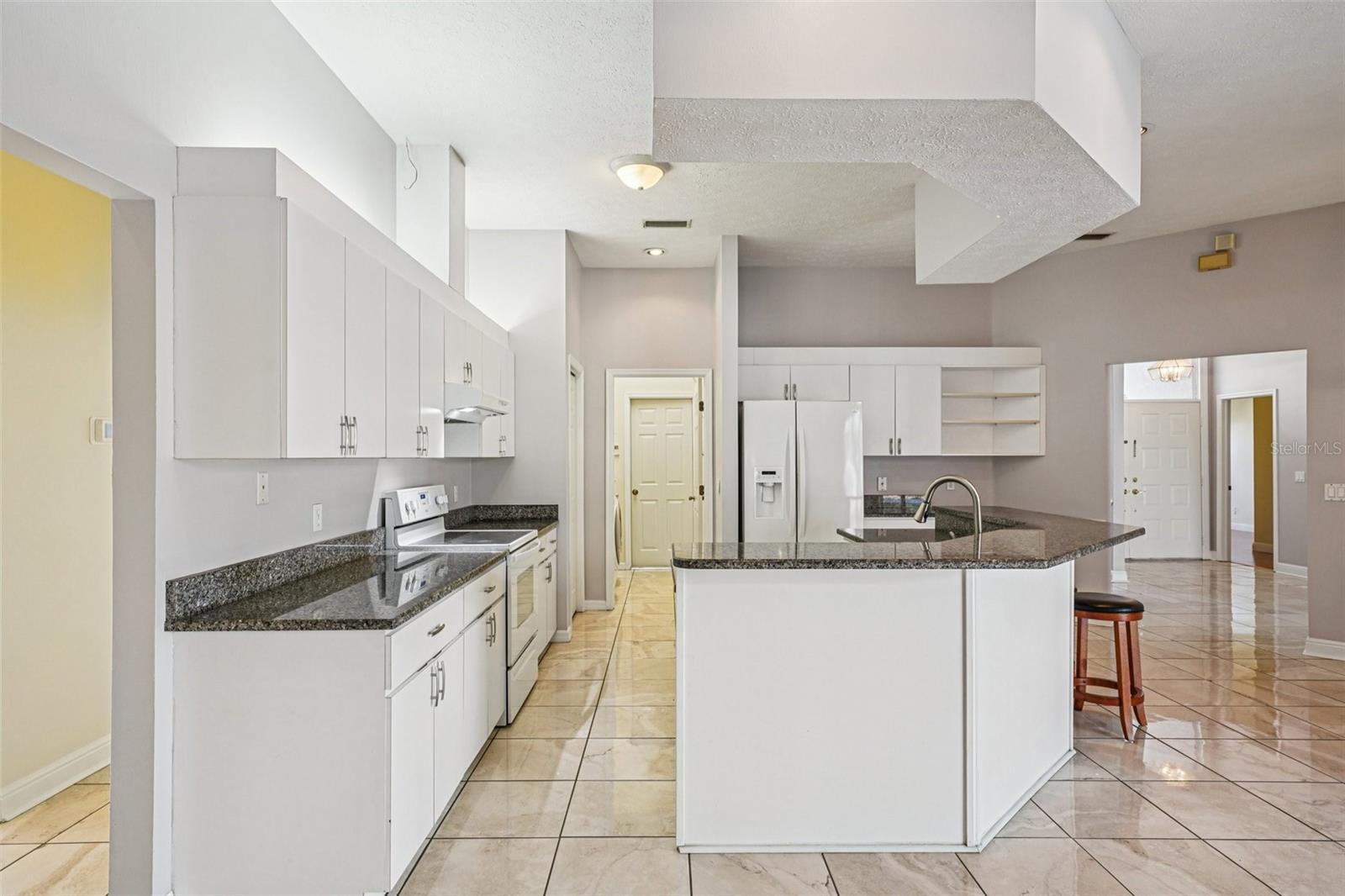 Image 29 of 96 For 918 Academy Drive