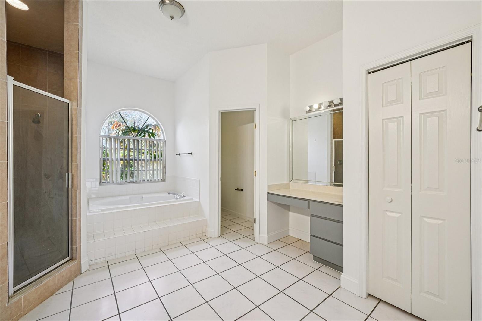 Image 73 of 96 For 918 Academy Drive