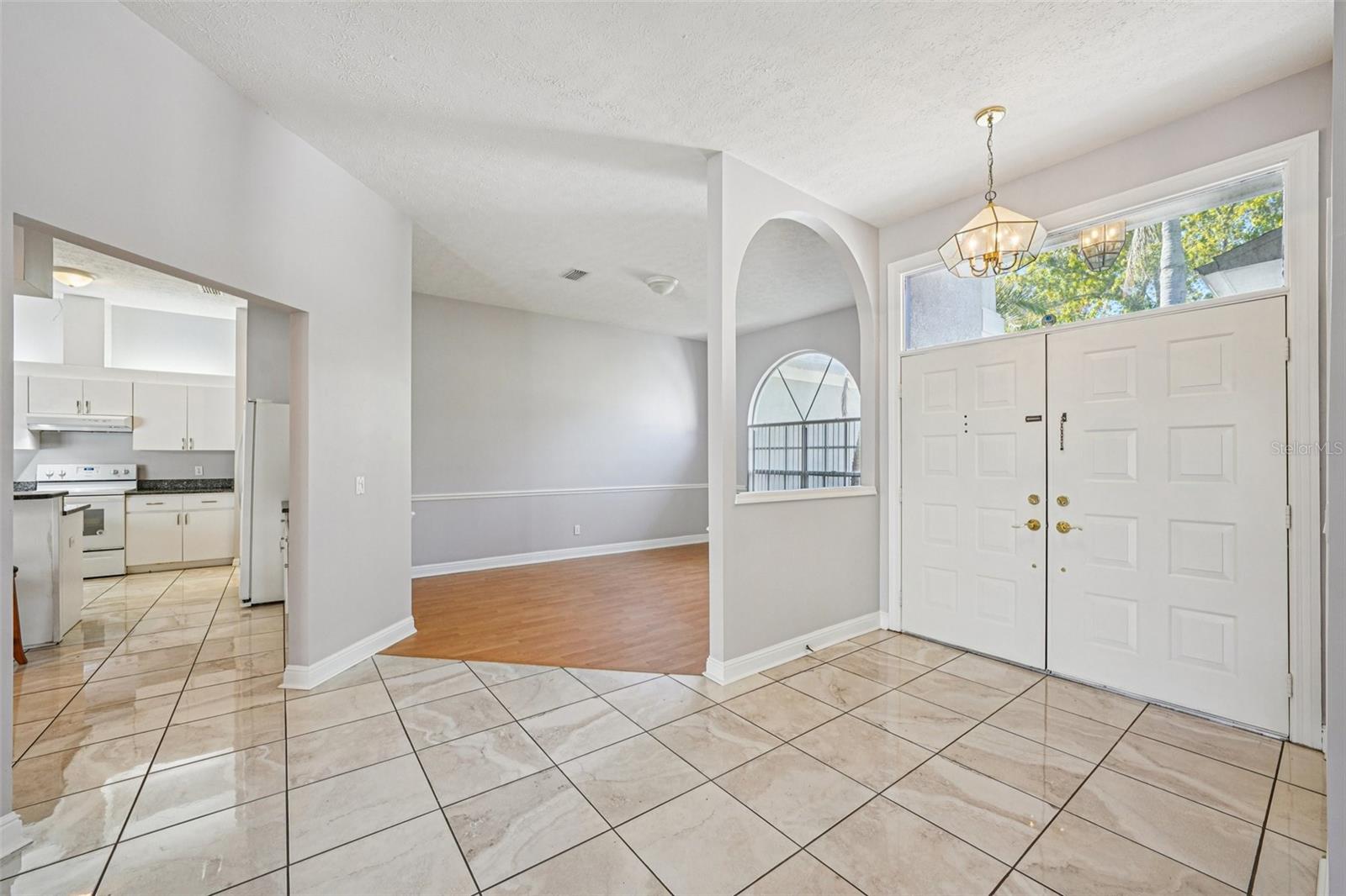 Image 8 of 96 For 918 Academy Drive