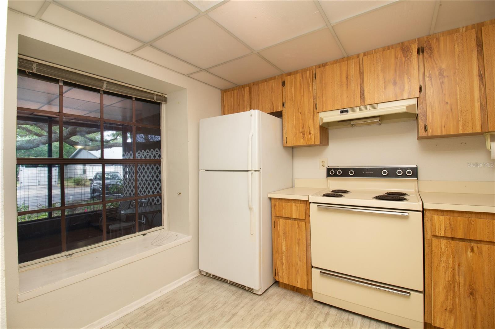 Image 11 of 30 For 7115 Parkside Villas Dr N