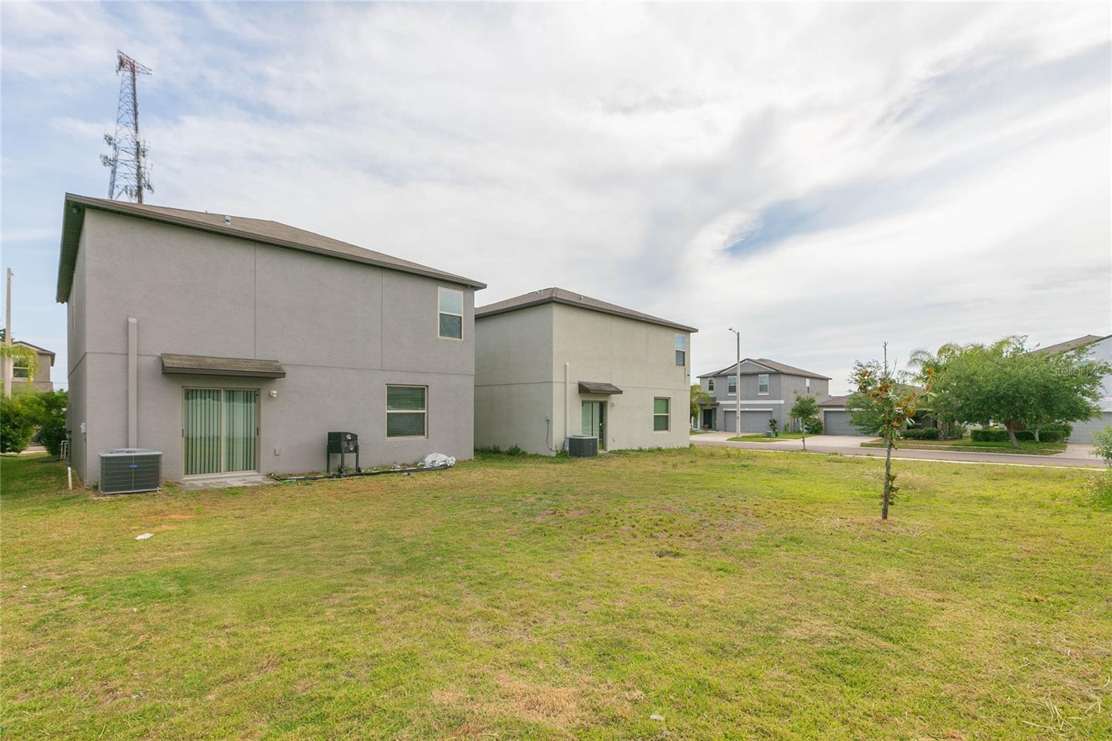 Image 32 of 40 For 10257 Carloway Hills Drive