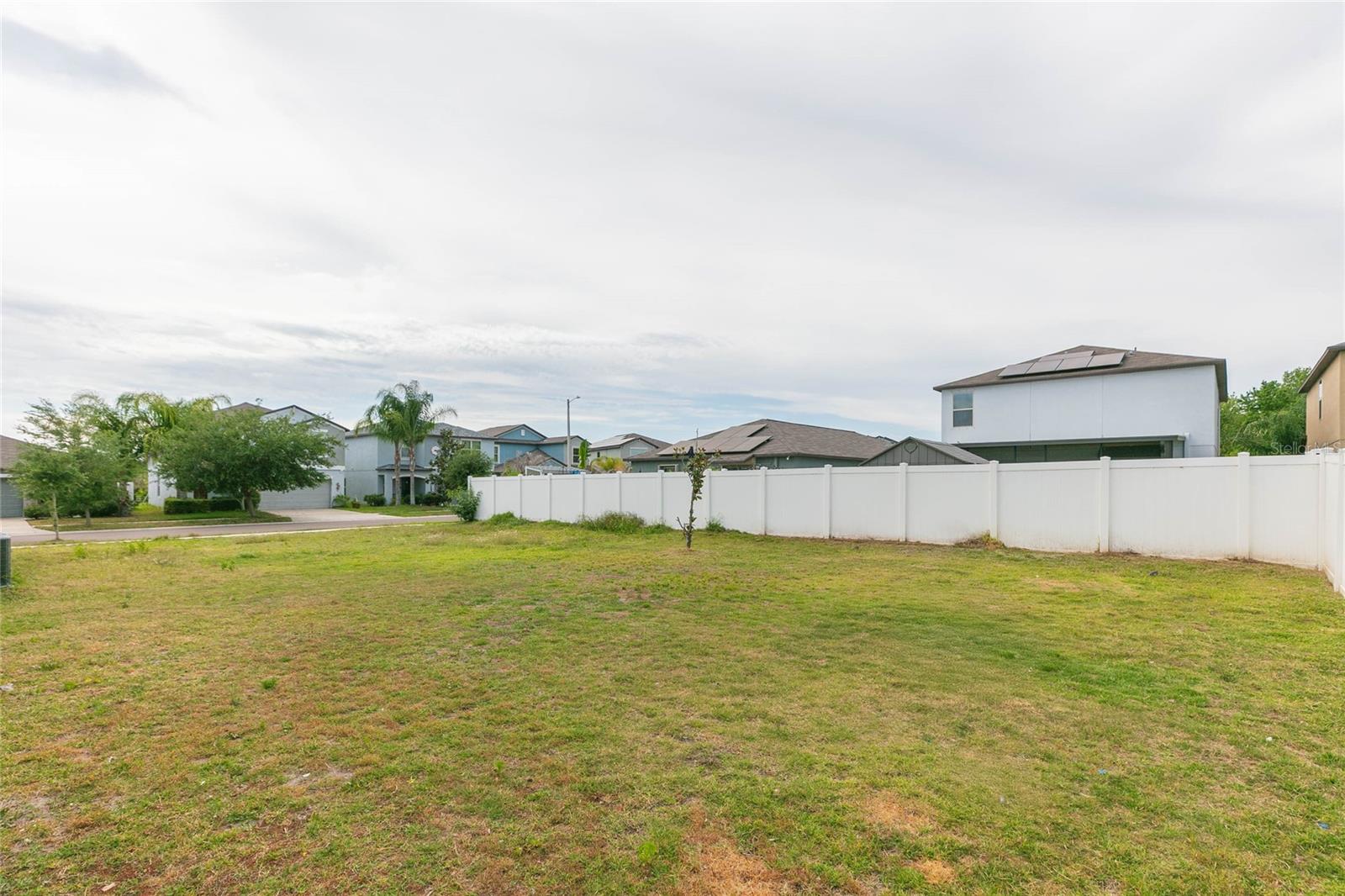 Image 33 of 40 For 10257 Carloway Hills Drive