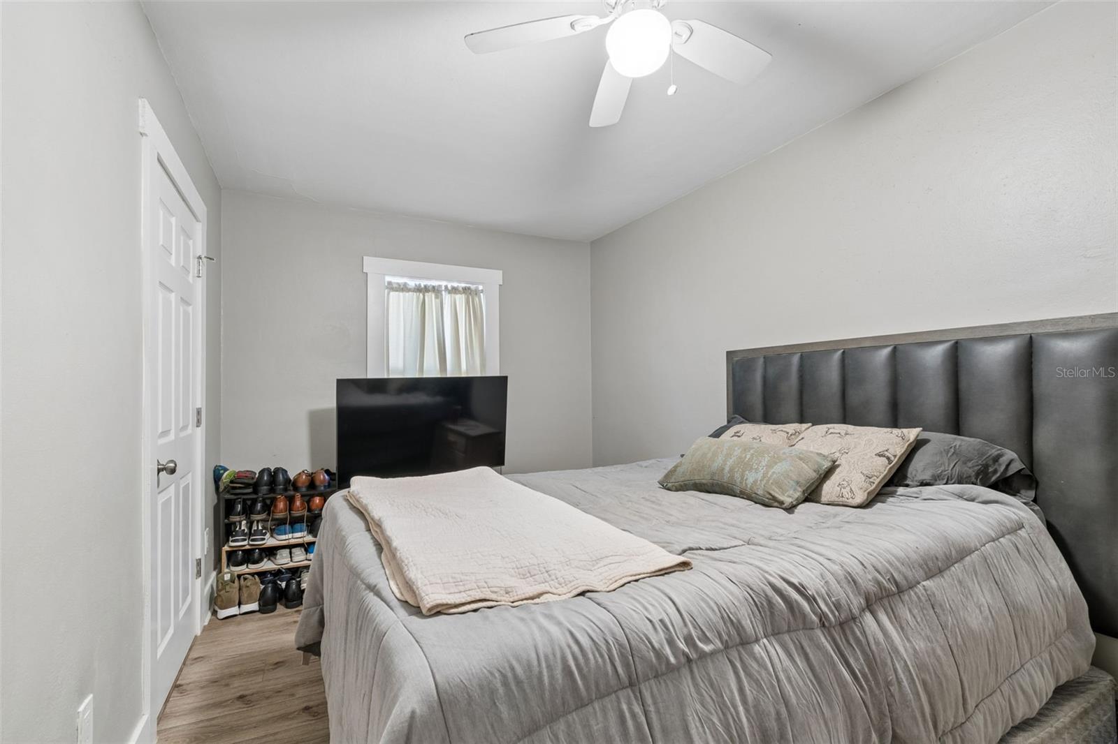 Image 16 of 37 For 535 11th Avenue N