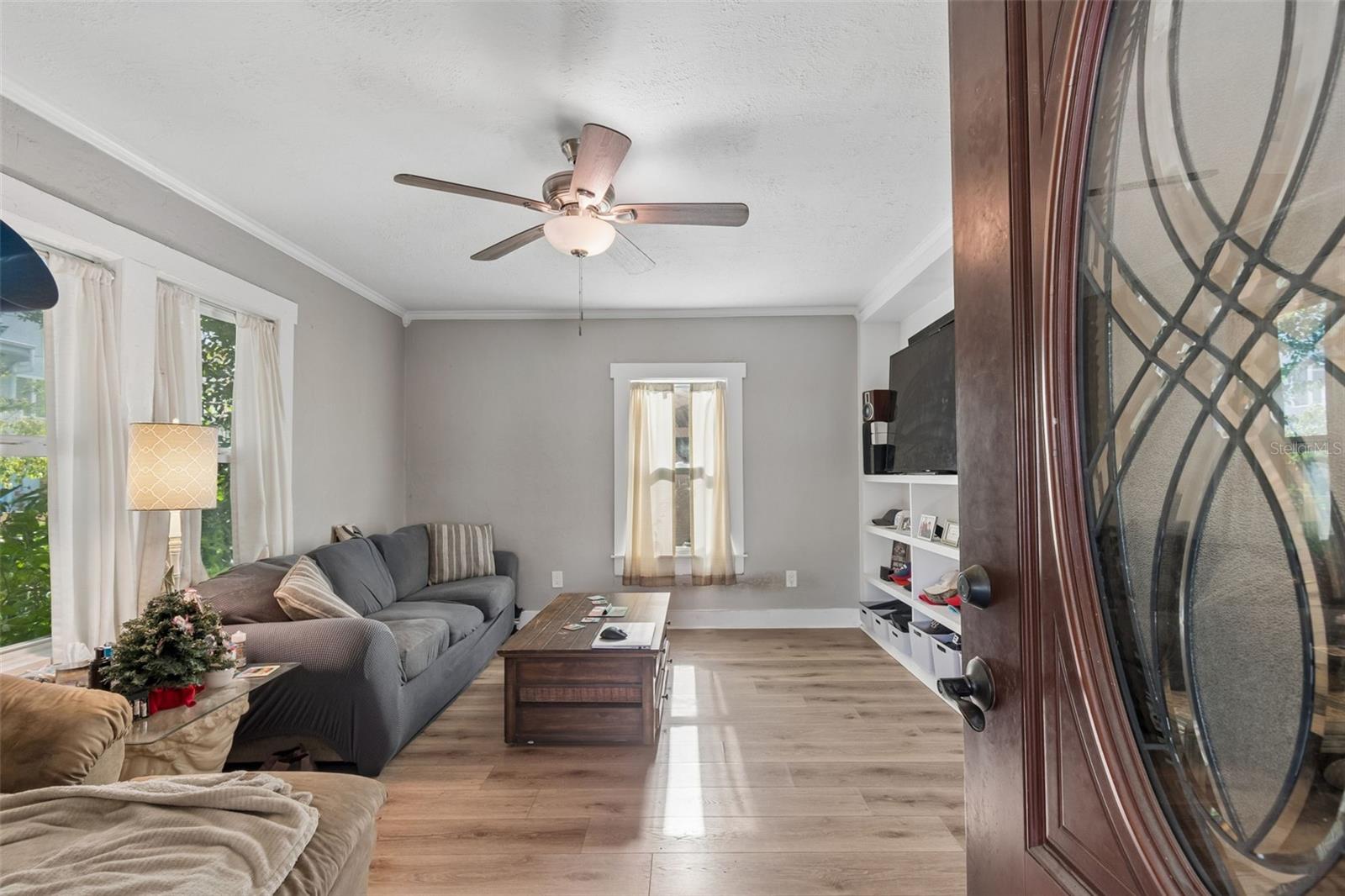 Image 4 of 37 For 535 11th Avenue N