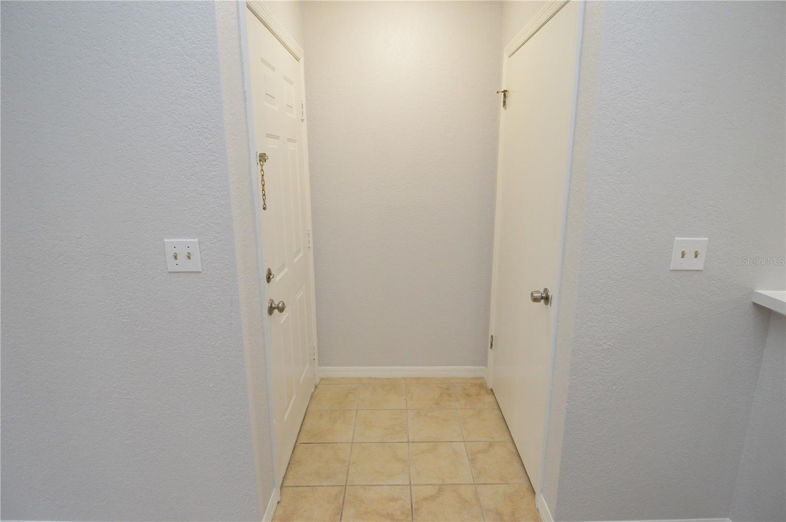 Image 3 of 95 For 10265 Gandy Boulevard N 1804