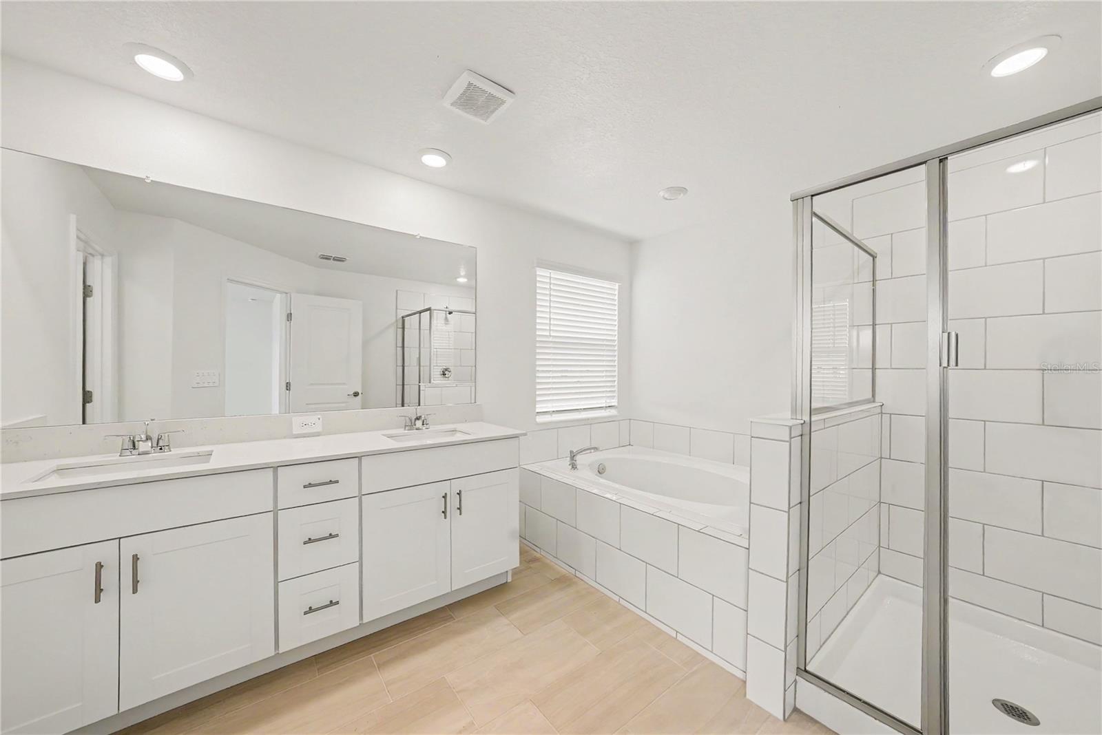 Image 19 of 25 For 10757 El Radabob Way