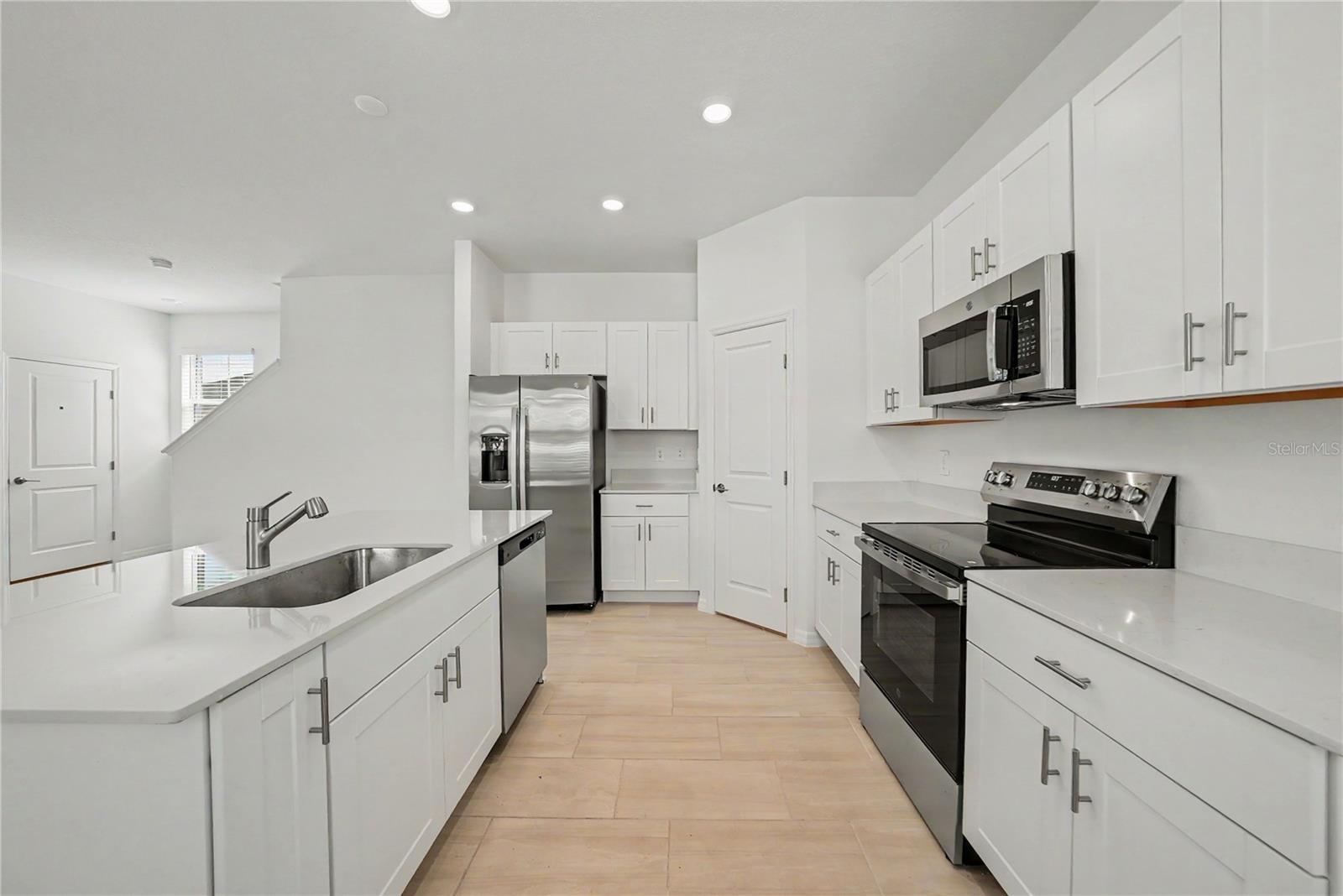 Image 9 of 25 For 10757 El Radabob Way