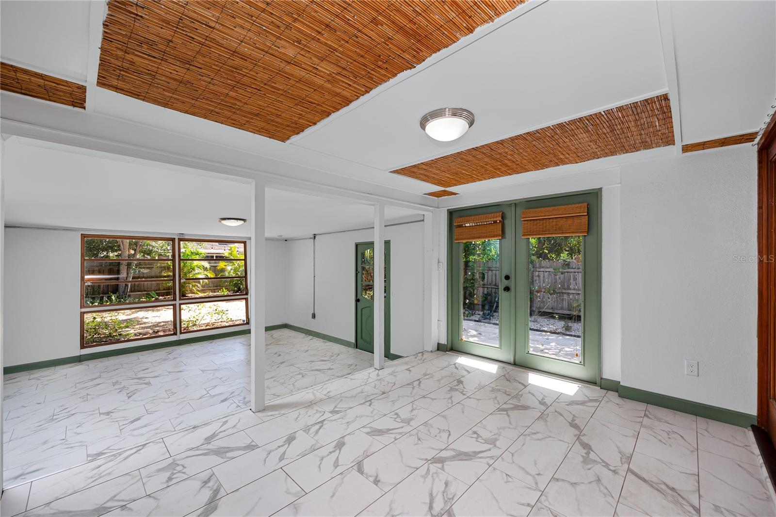 Image 13 of 50 For 630 Jasmine Way S