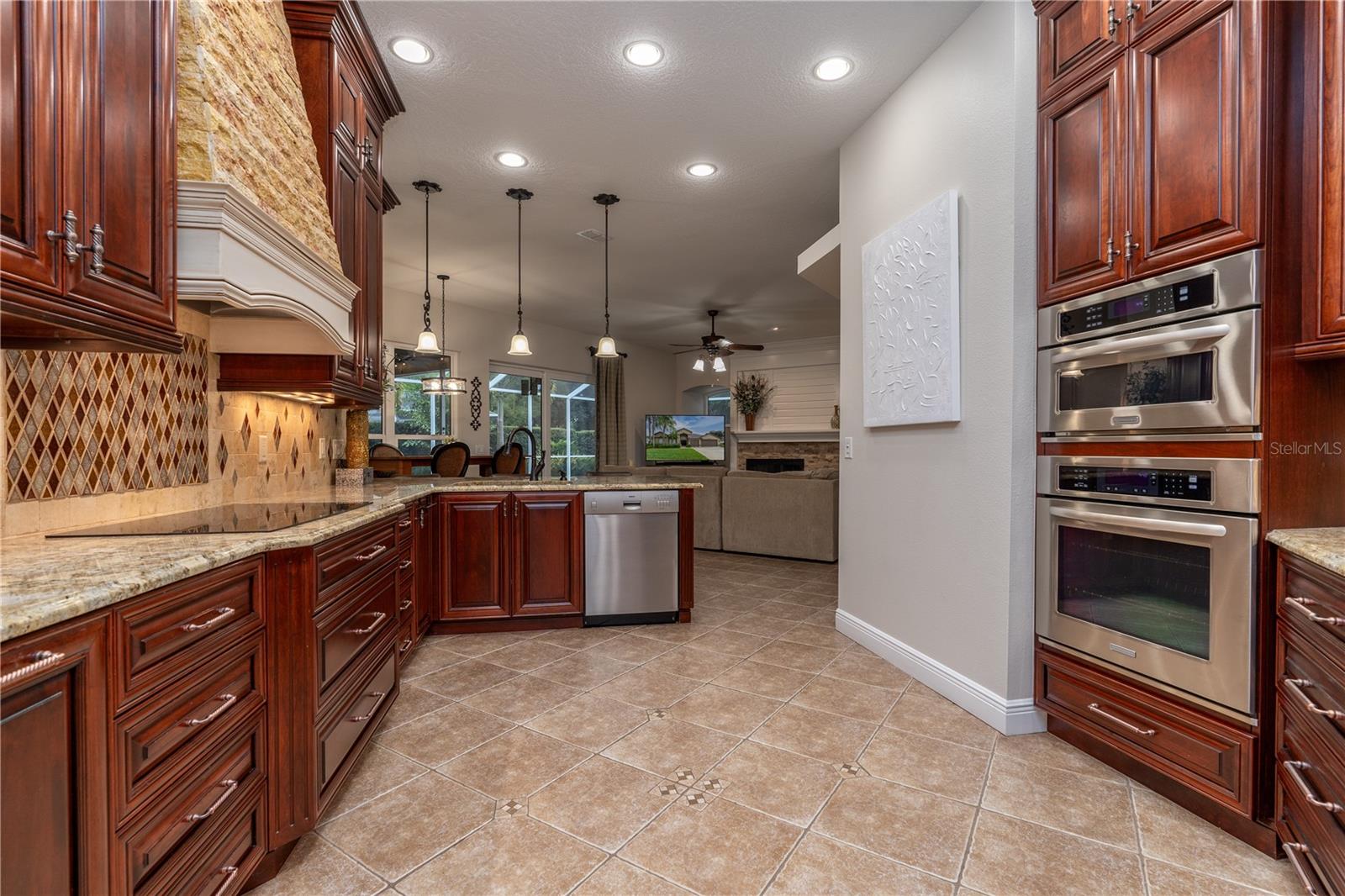 Image 29 of 81 For 3829 Spruce Pine Drive