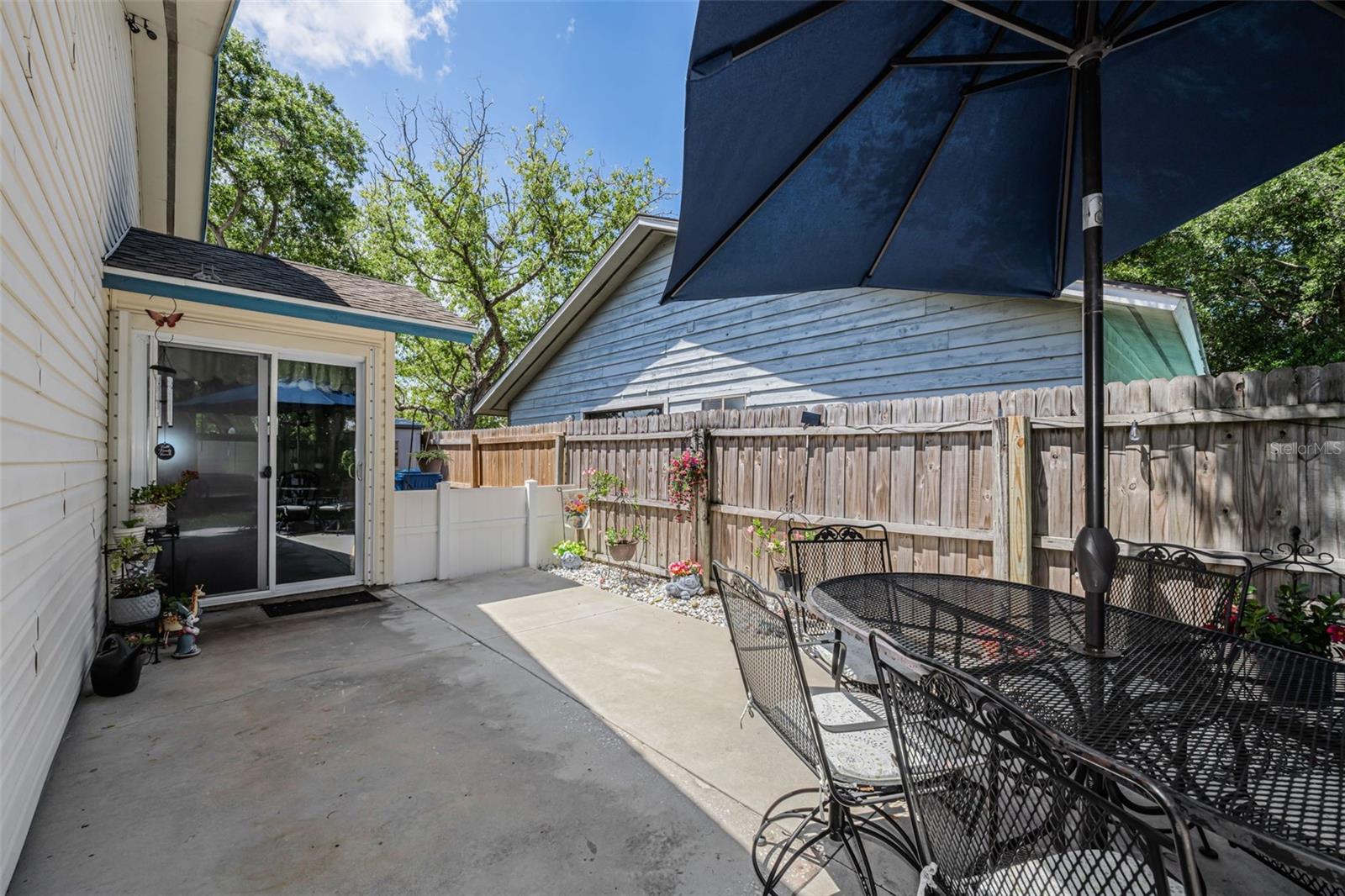 Image 33 of 41 For 2907 Whispering Drive N