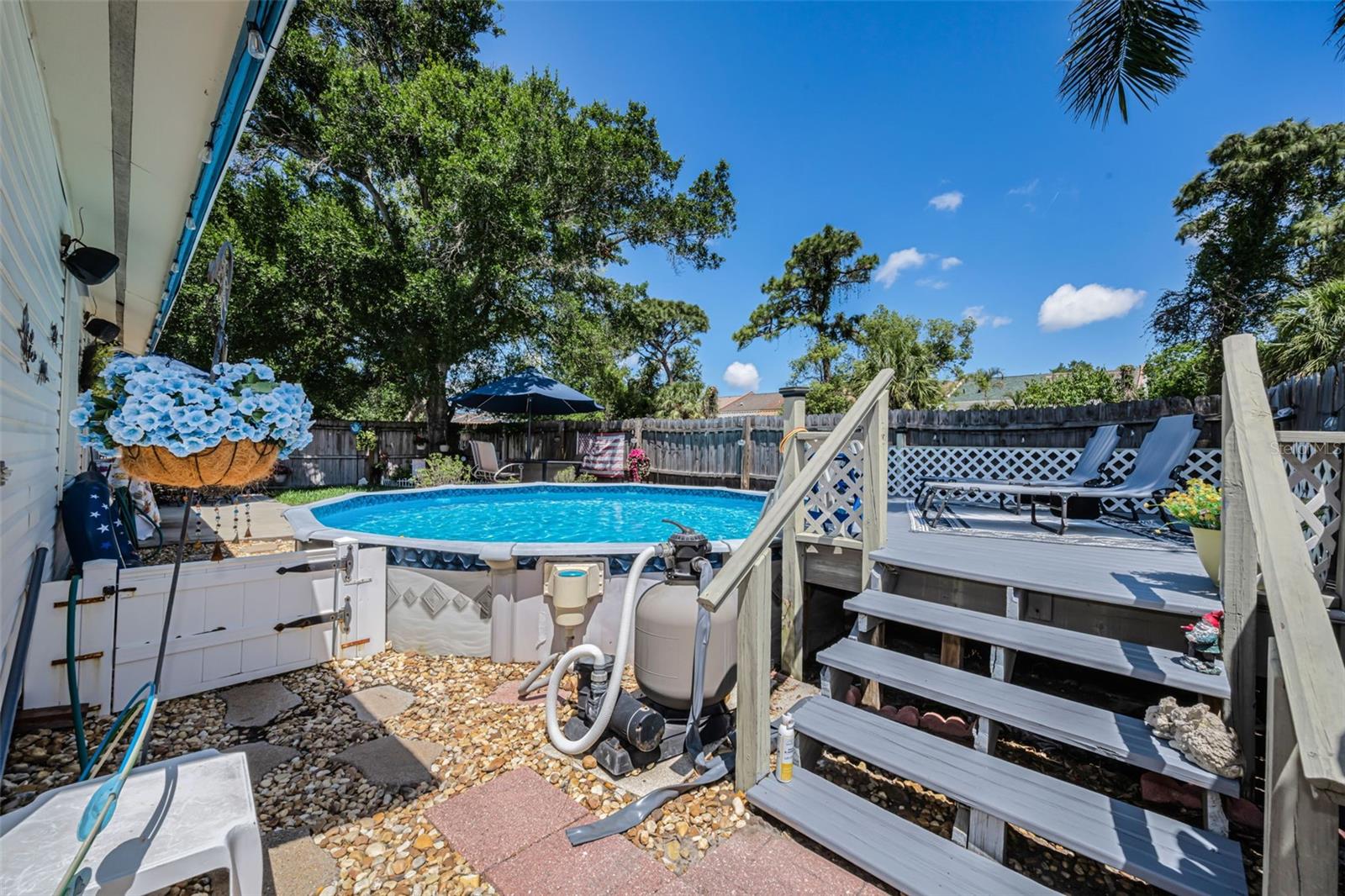 Image 37 of 41 For 2907 Whispering Drive N