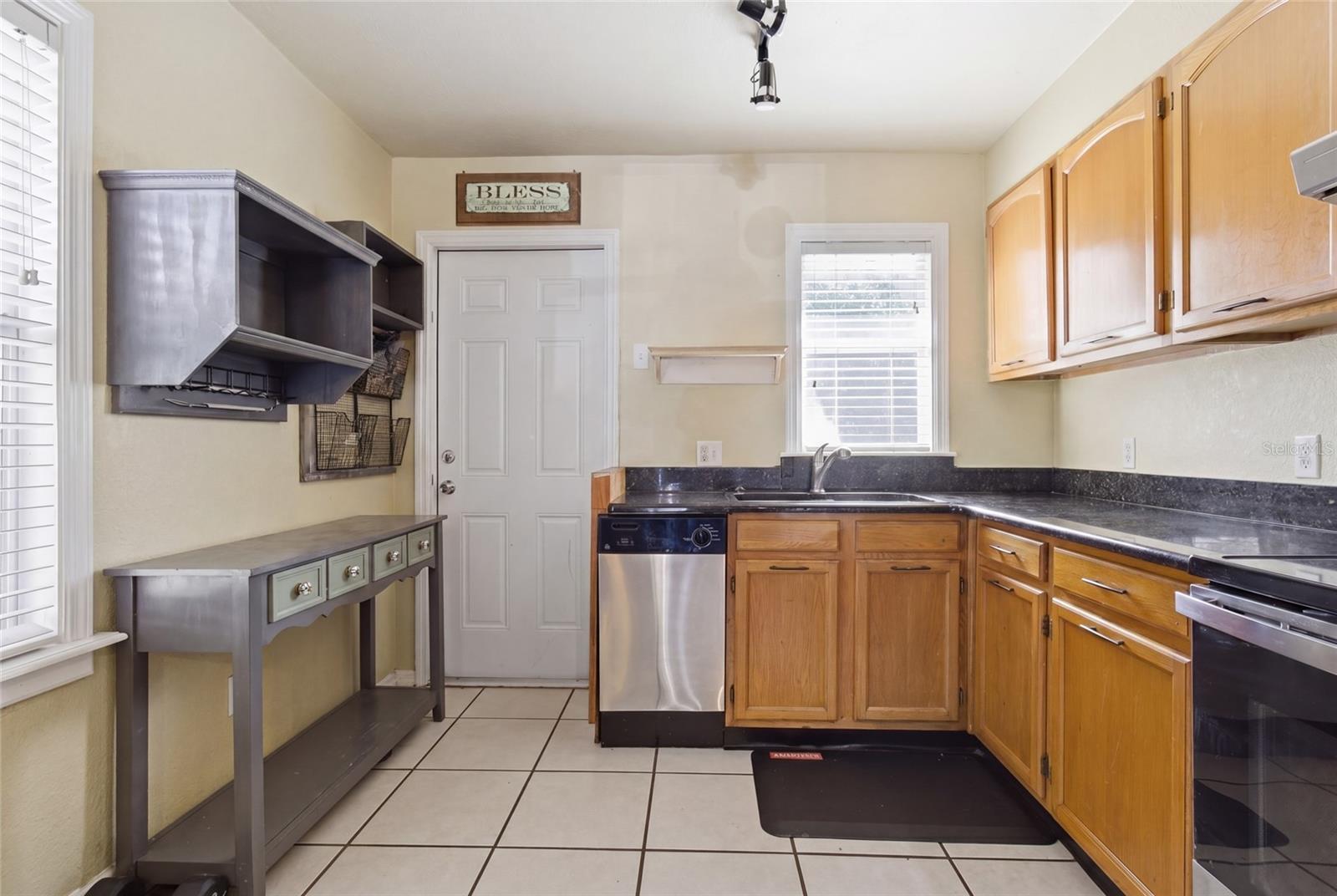 Image 11 of 20 For 6712 Gabrielle Street