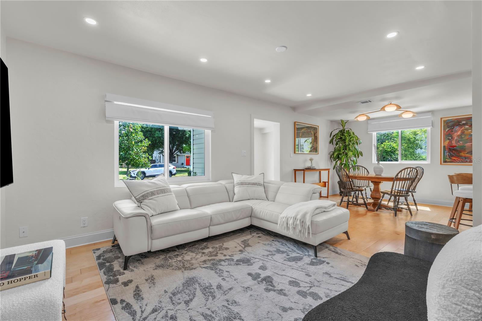 Image 12 of 28 For 735 40th Avenue N