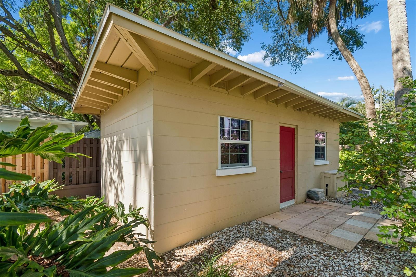 Image 41 of 50 For 4420 San Carlos Street