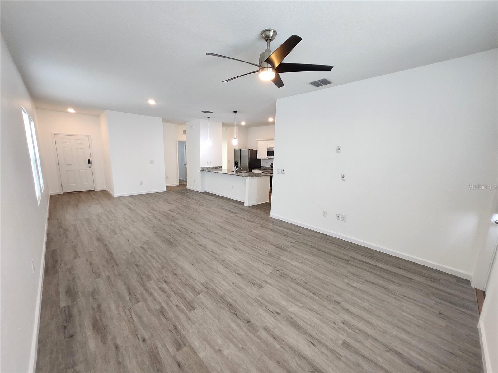 Image 10 of 28 For 2340 Harris Hawk Avenue