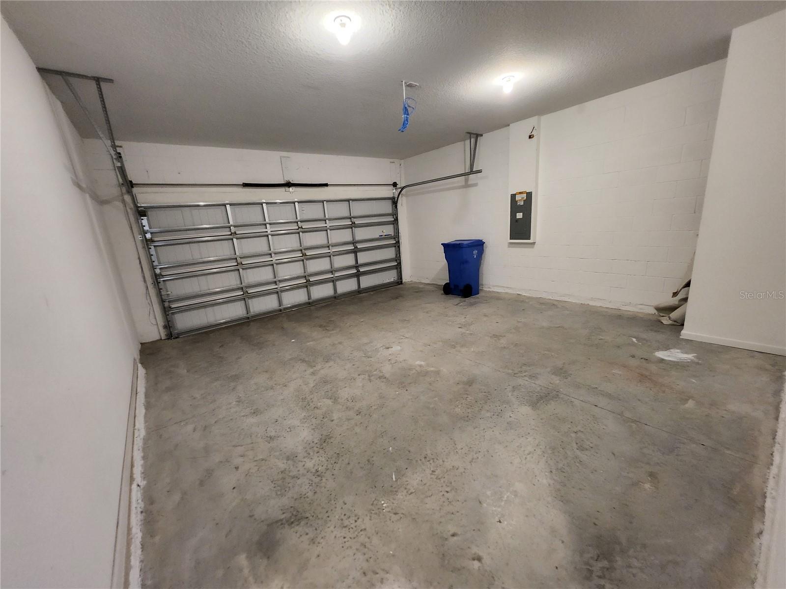 Image 17 of 28 For 2340 Harris Hawk Avenue