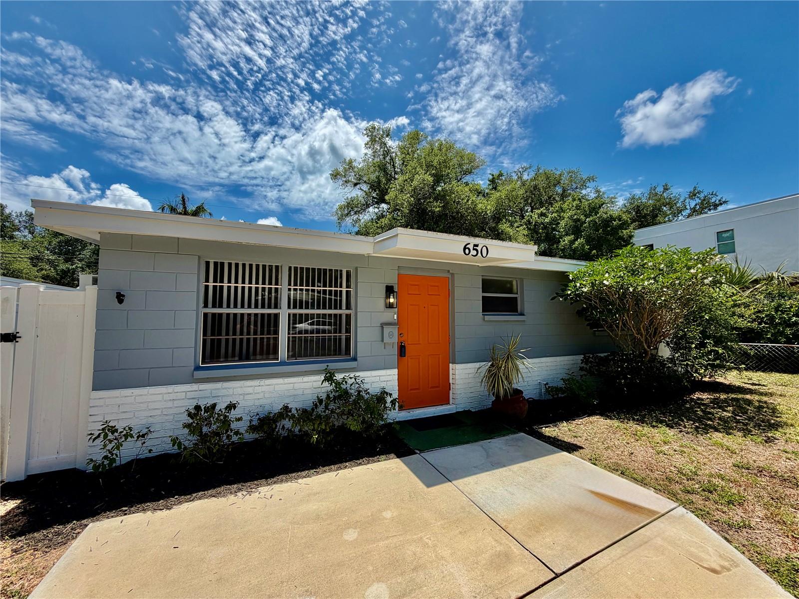 Details for 650 Newton Avenue S, ST PETERSBURG, FL 33701