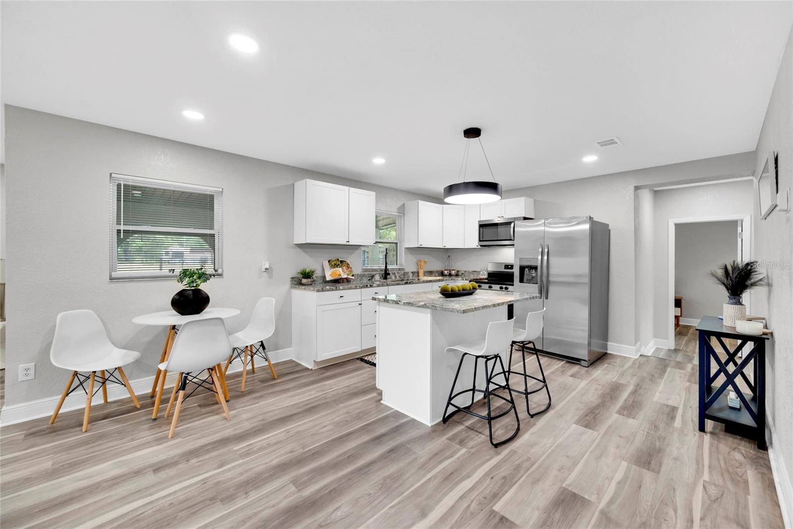 Image 10 of 31 For 429 Oakwood Street