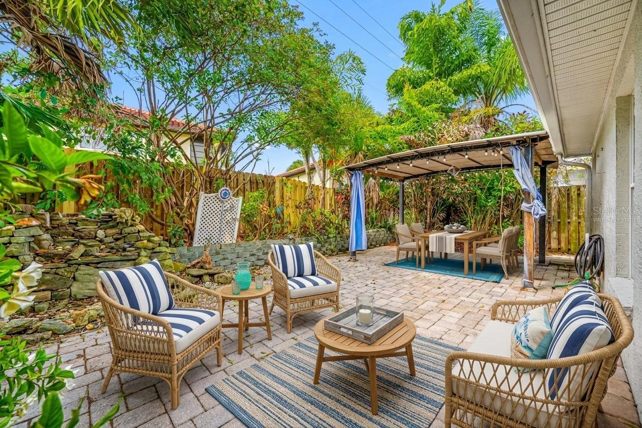 Image 44 of 58 For 2565 Estancia Boulevard