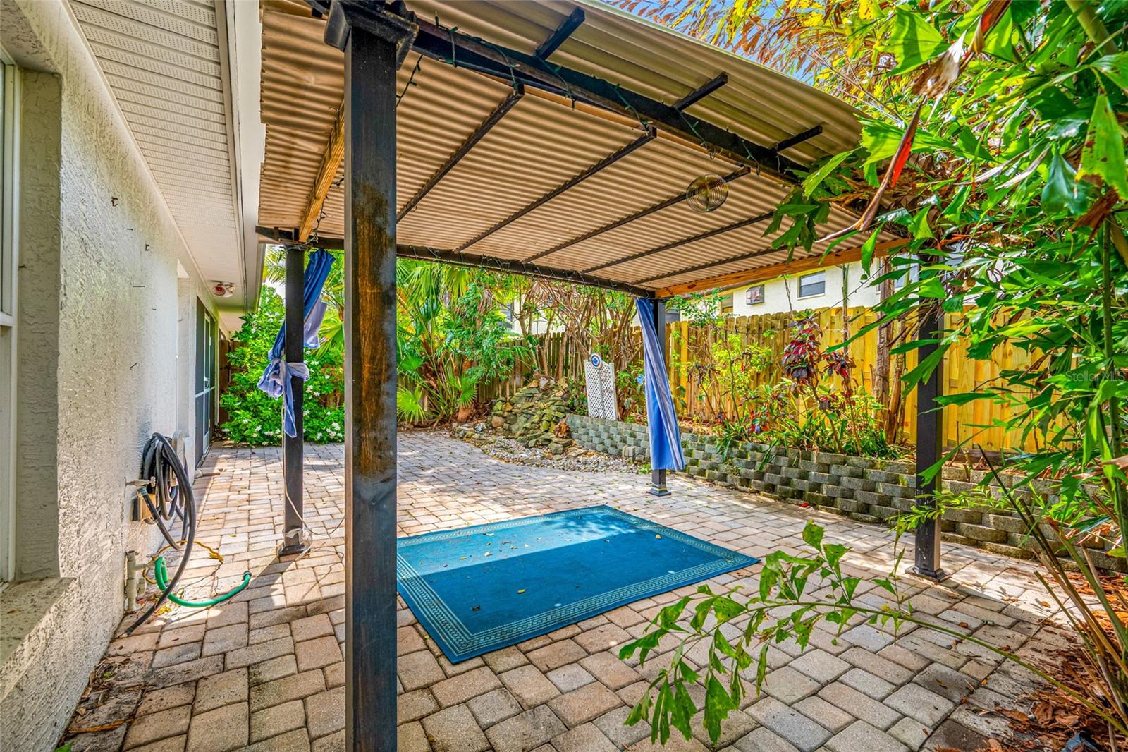 Image 47 of 58 For 2565 Estancia Boulevard