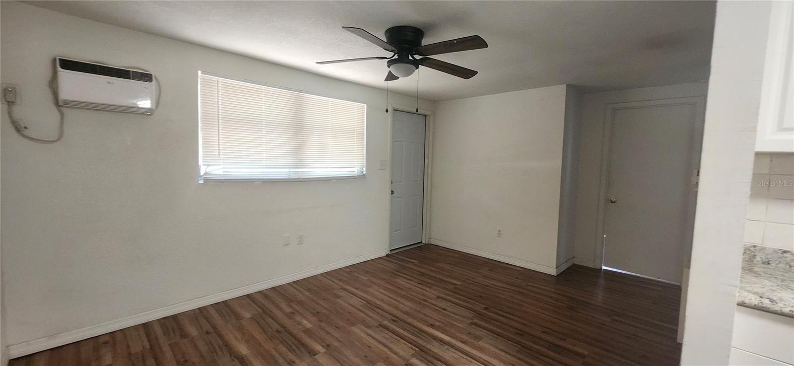 Image 2 of 8 For 5320 Pine Street A