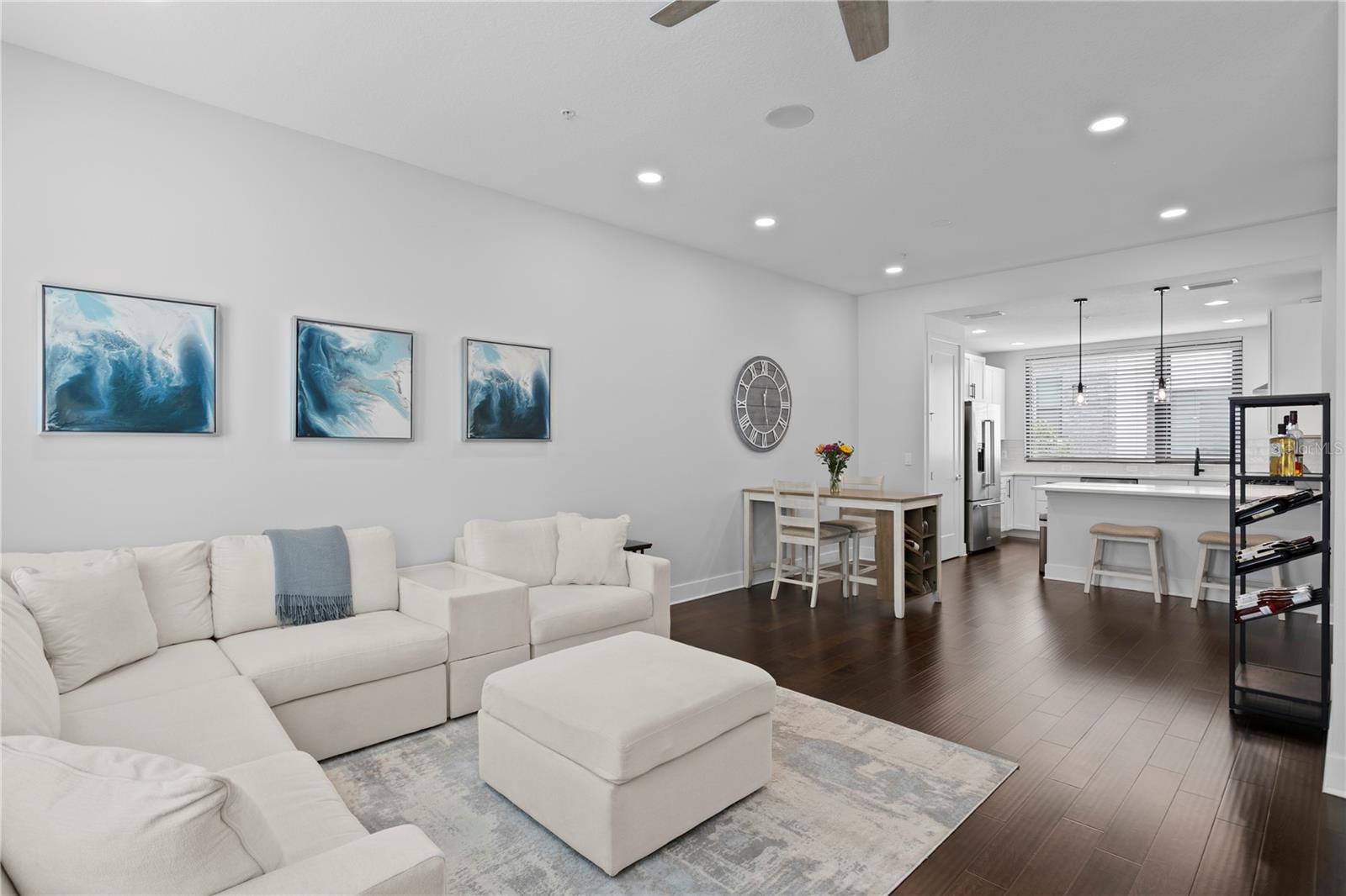 Image 10 of 19 For 2511 Grady Avenue 63
