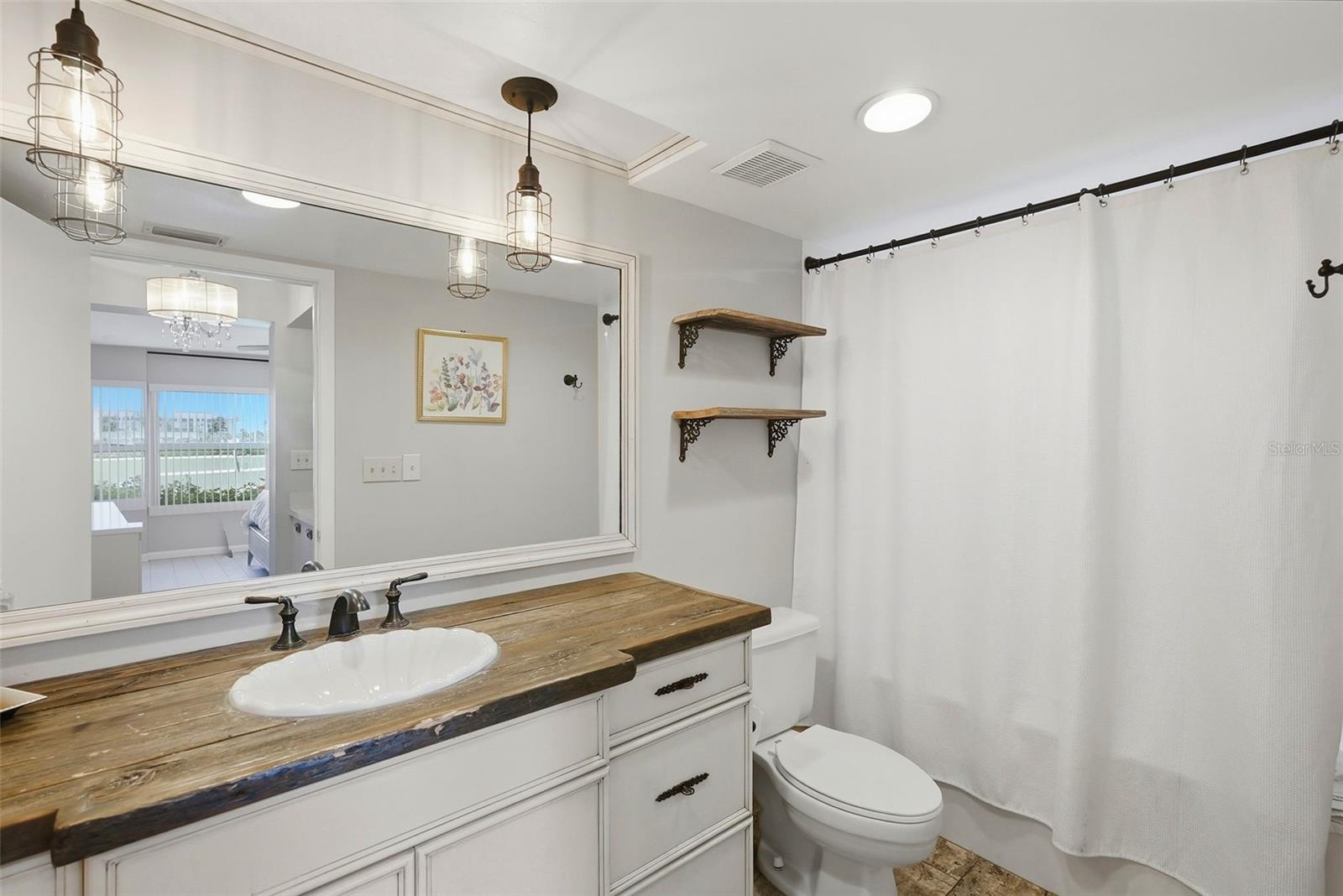 Image 19 of 37 For 6151 Bahia Del Mar Boulevard 123
