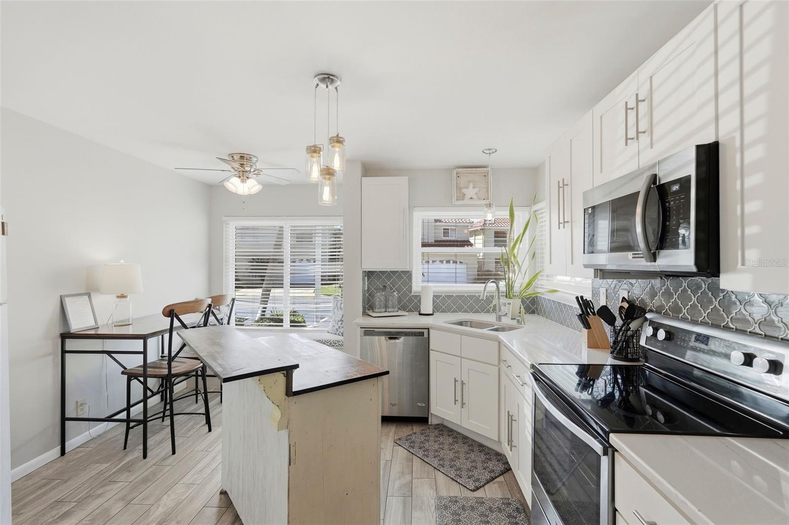 Image 7 of 37 For 6151 Bahia Del Mar Boulevard 123