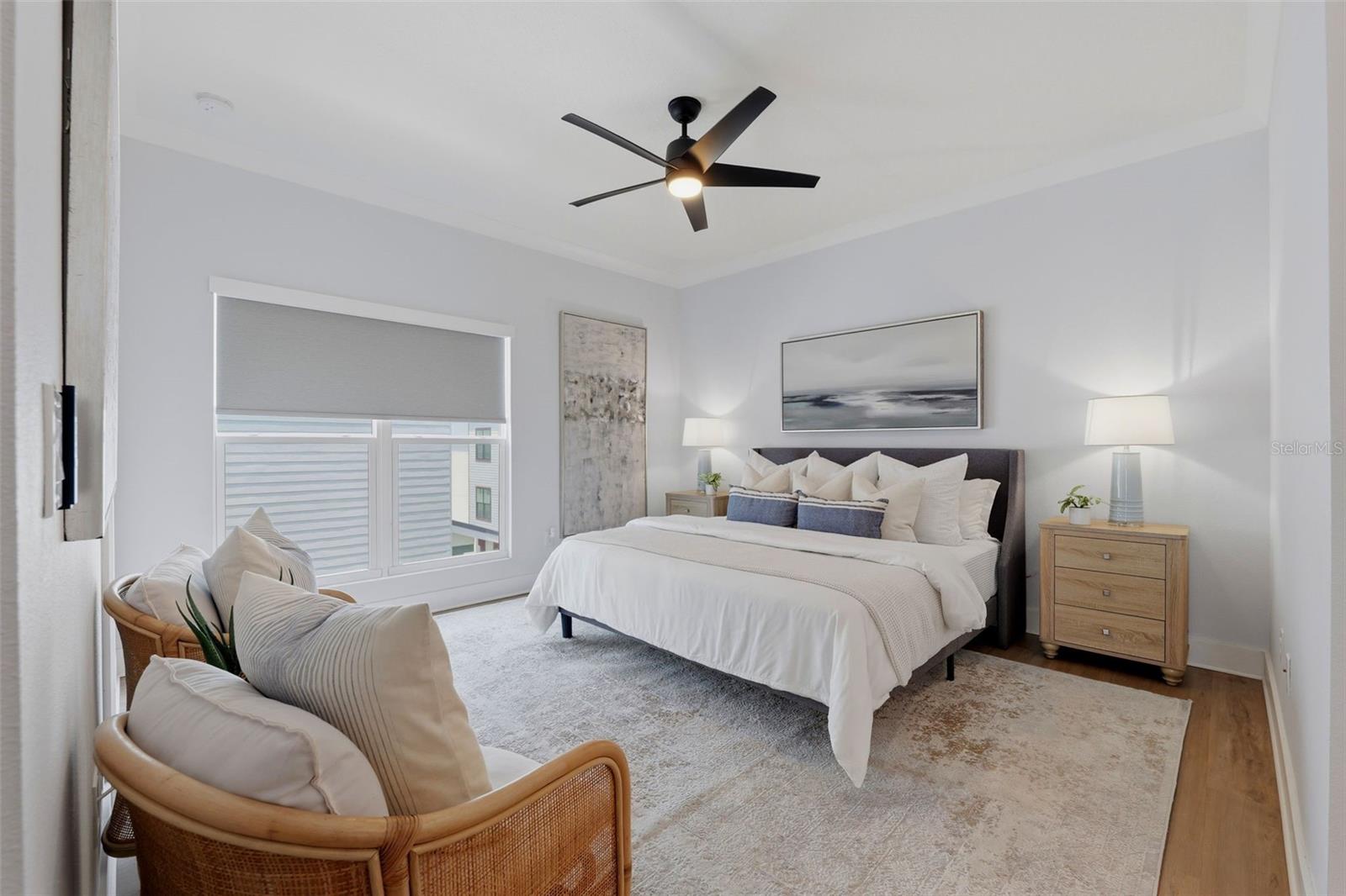 Image 18 of 43 For 946 Highland Avenue 16
