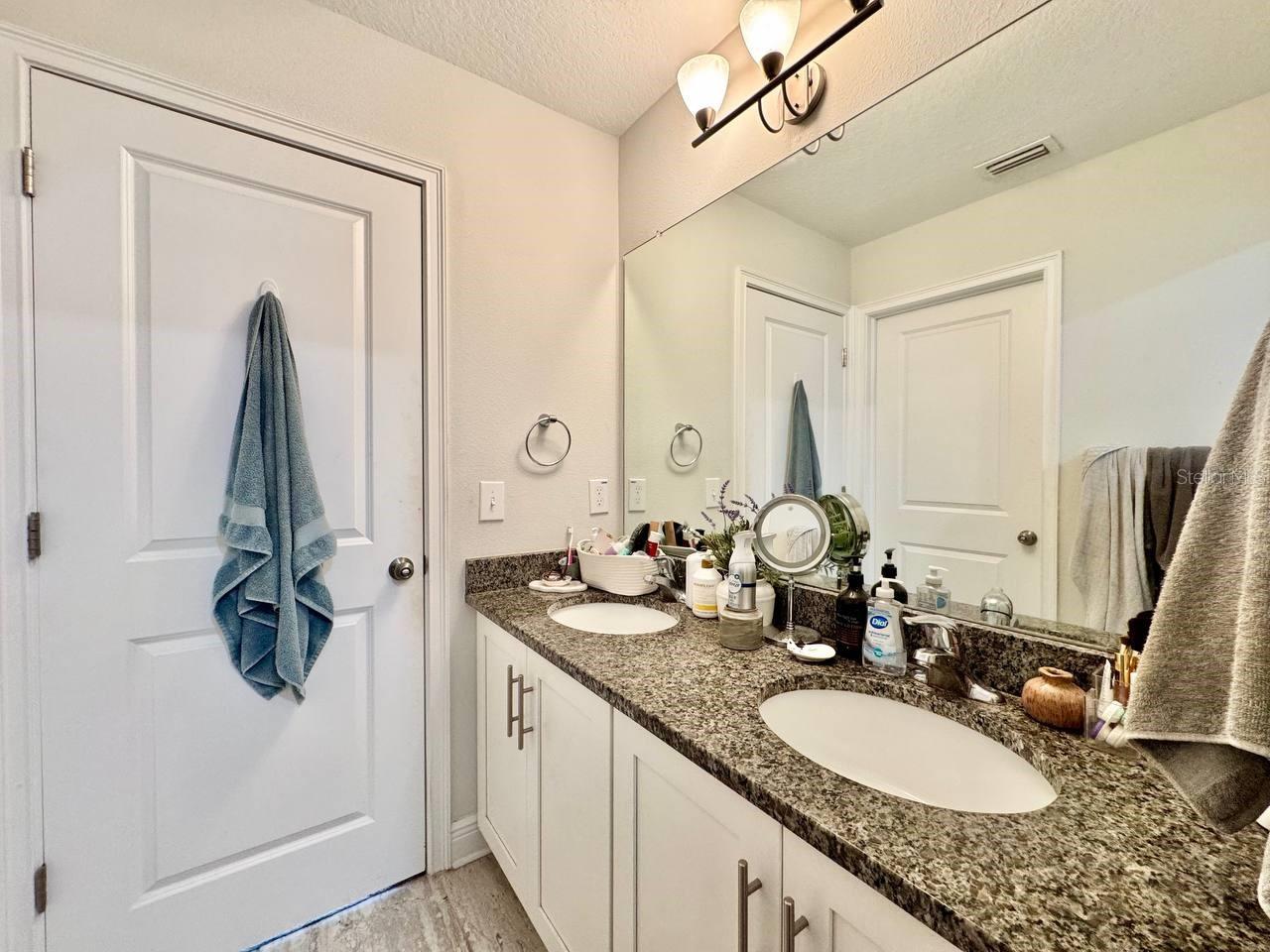 Image 21 of 25 For 2951 Cherry Street