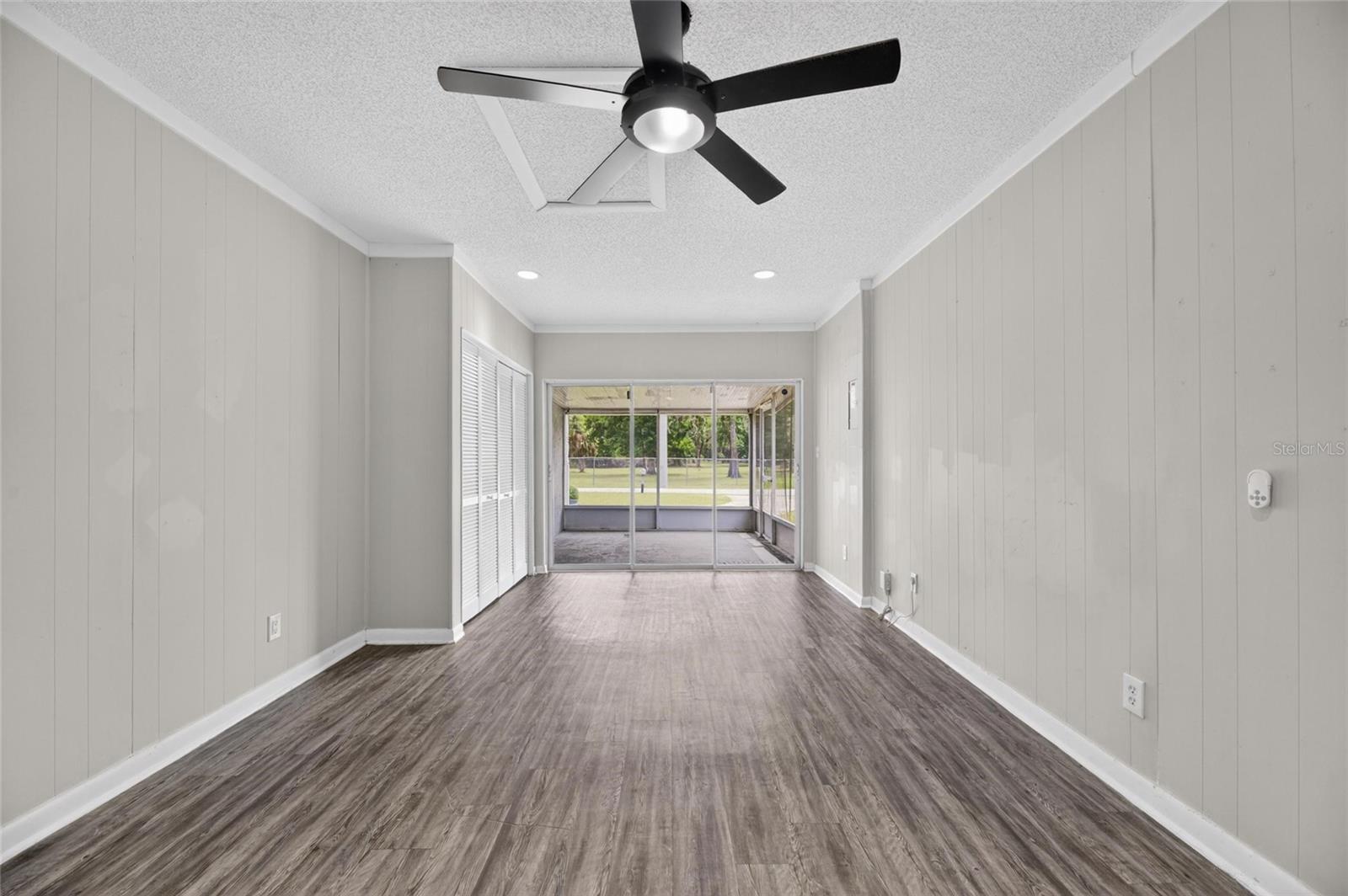 Image 23 of 53 For 2222 99th Avenue