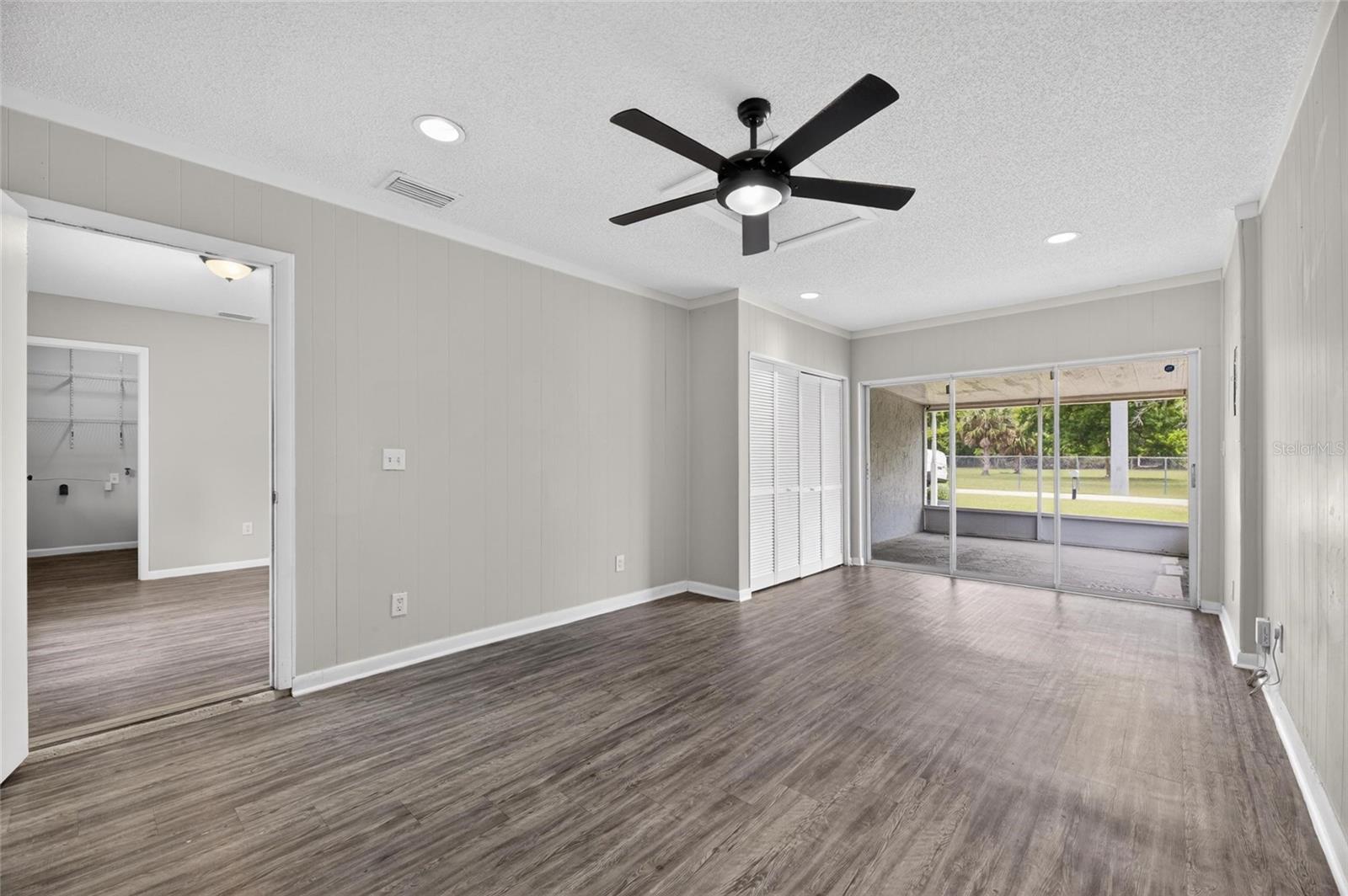 Image 24 of 53 For 2222 99th Avenue