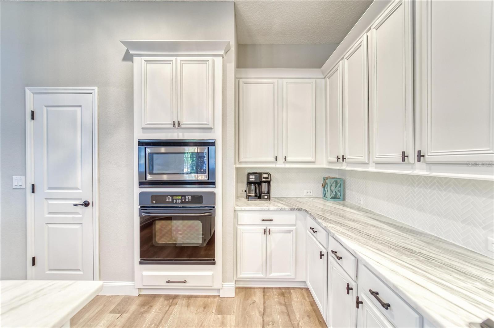 Image 12 of 100 For 5225 Brighton Shore Drive