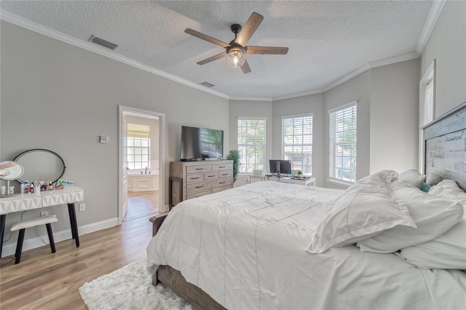 Image 27 of 100 For 5225 Brighton Shore Drive